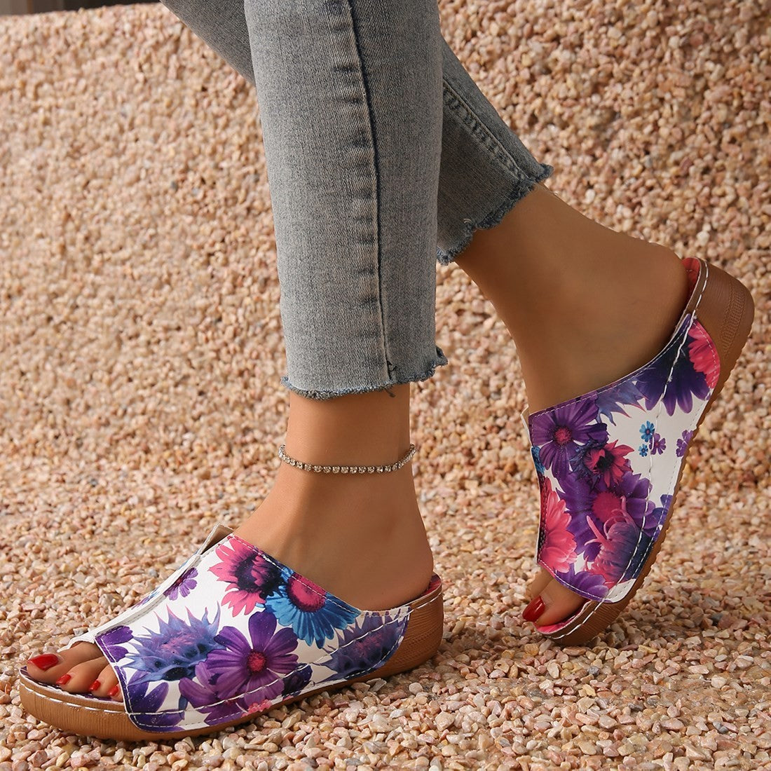 Peep Toe Wedge Fashion Simple Slip-on Fashion Sandal Slippers