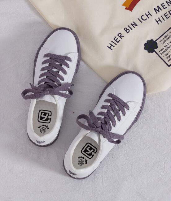 Spring new Korean version of the wild white shoes female strawberry retro port wind shoes students ins sneakers