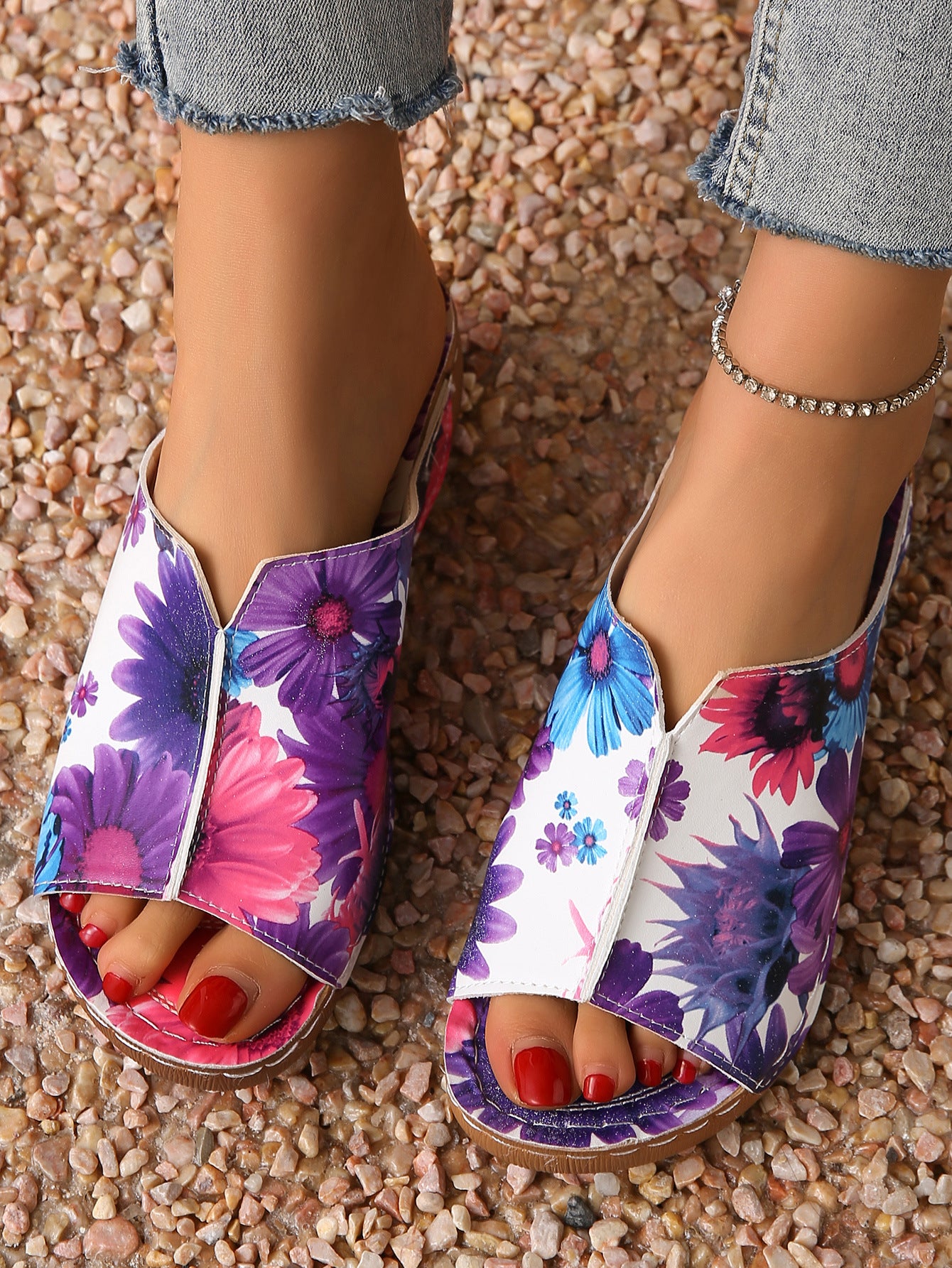 Peep Toe Wedge Fashion Simple Slip-on Fashion Sandal Slippers