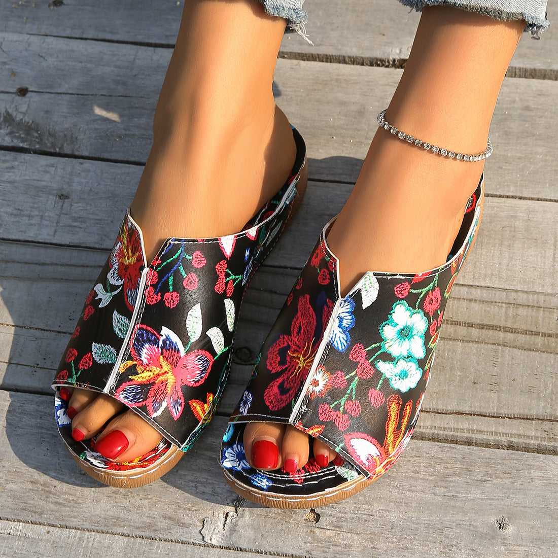 Peep Toe Wedge Fashion Simple Slip-on Fashion Sandal Slippers