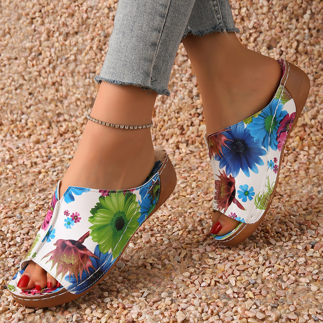 Peep Toe Wedge Fashion Simple Slip-on Fashion Sandal Slippers