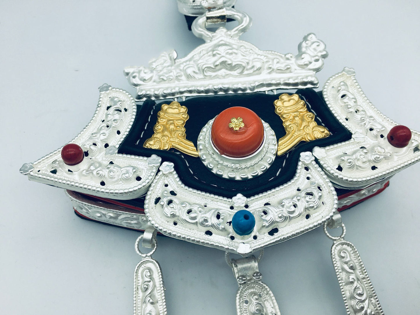 Copper-Nickel Silver-Plated Retro Craft Tibetan Wallet With