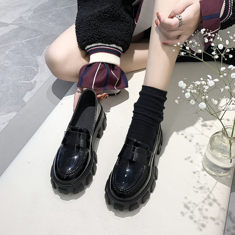 Women's Thick Heel Versatile Black Small Leather Shoes